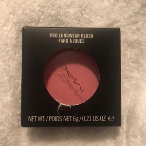 MAC Pro Longwear Blush. Shade: Stay Pretty